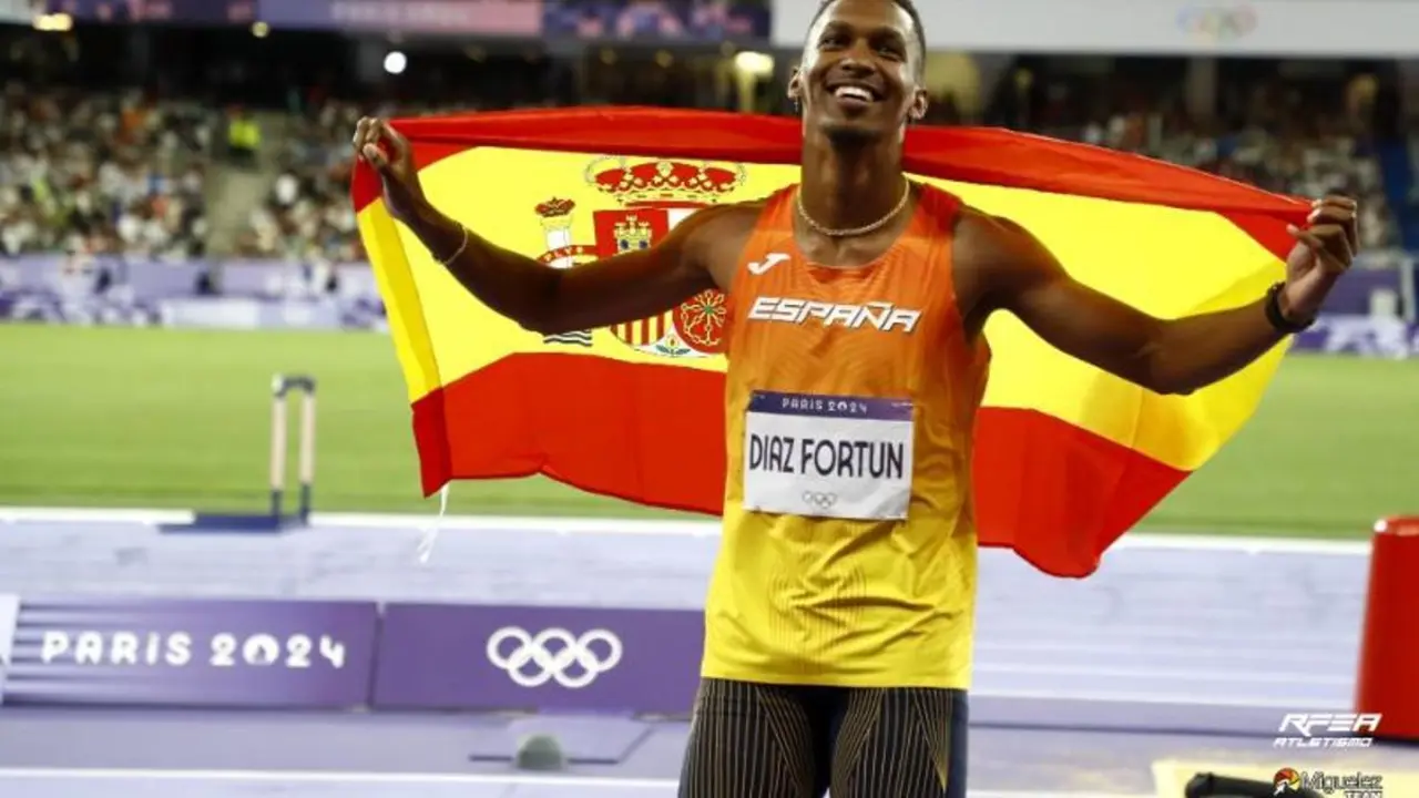 Jordan Díaz salta al cielo de París: oro en una extraordinaria final de triple