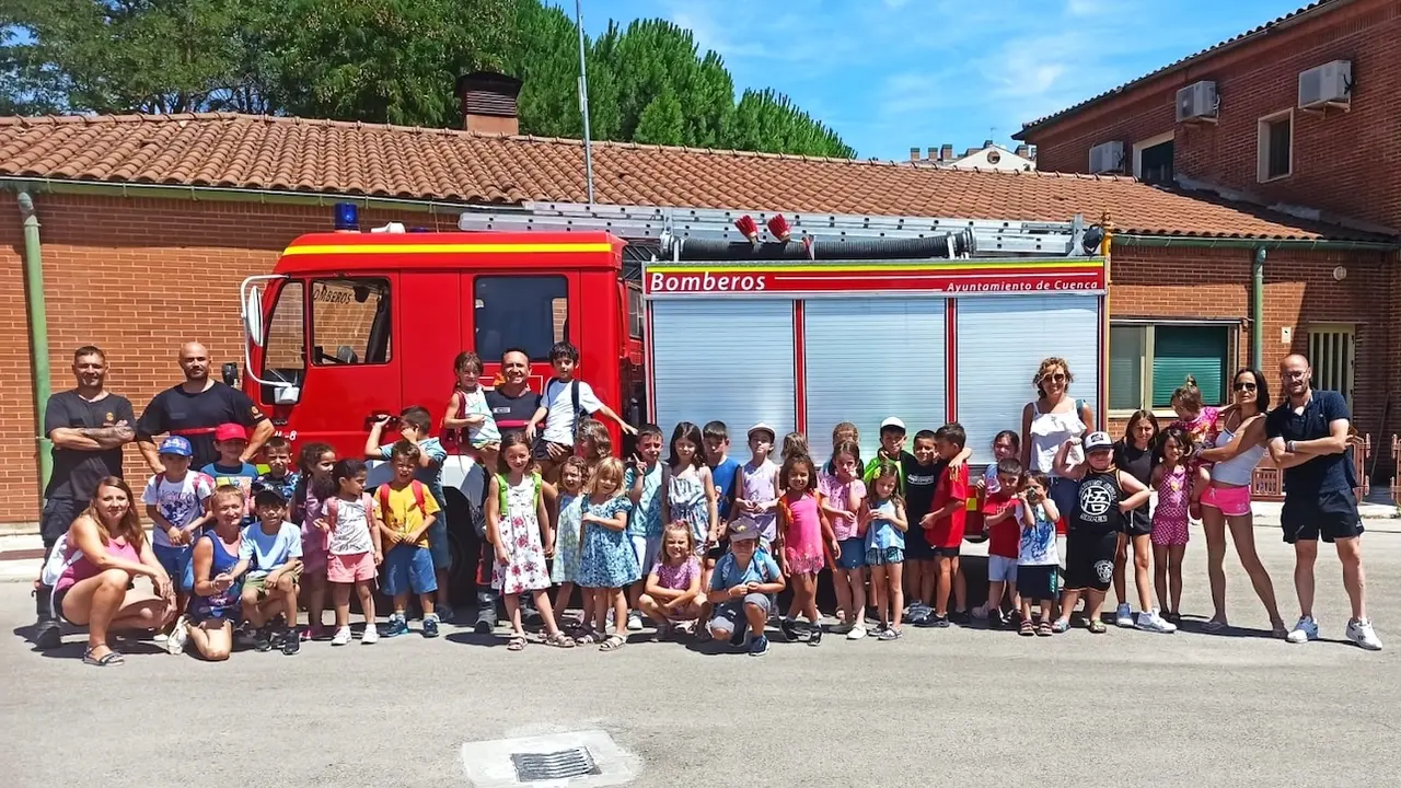 Menores conquenses disfrutan de actividades con 'Diviértete aprendiendo'