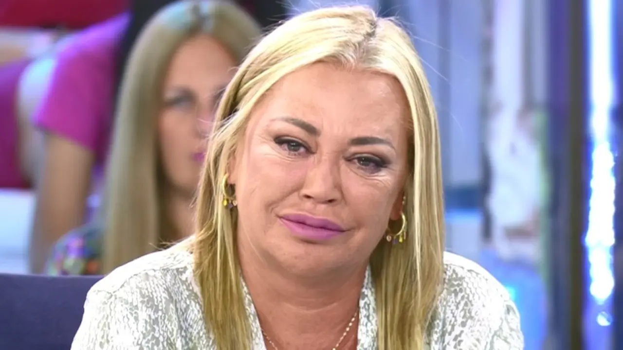 Belén Esteban, rota por la muerte de otra compañera de Telecinco: "Cómo es la vida..."