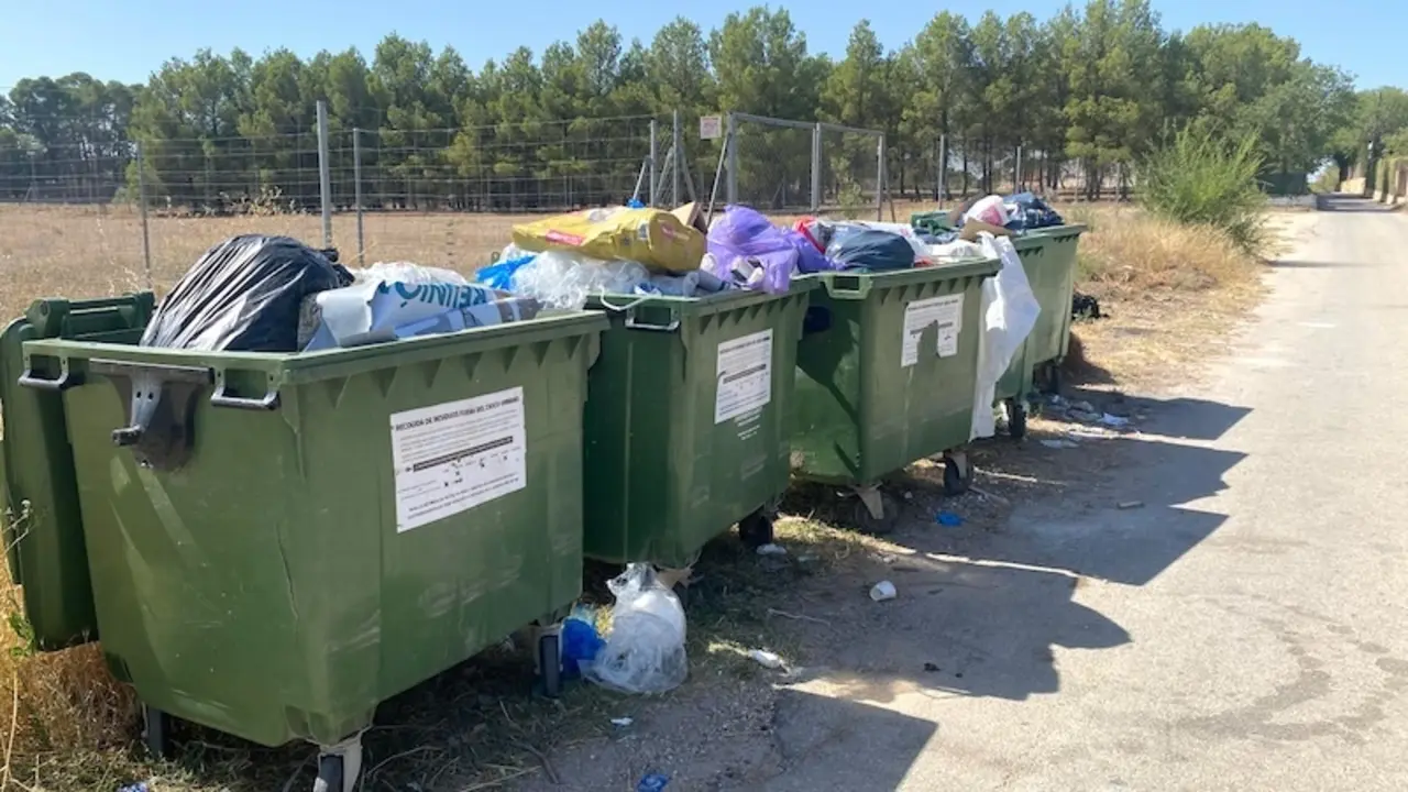 Exigen al alcalde de Albacete atienda la recogida de residuos en urbanizaciones