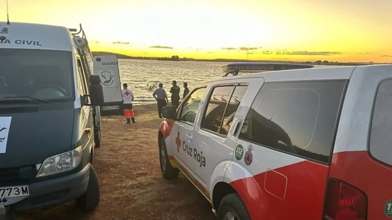 embalse, geas, pantano, río, búsqueda, rescate,