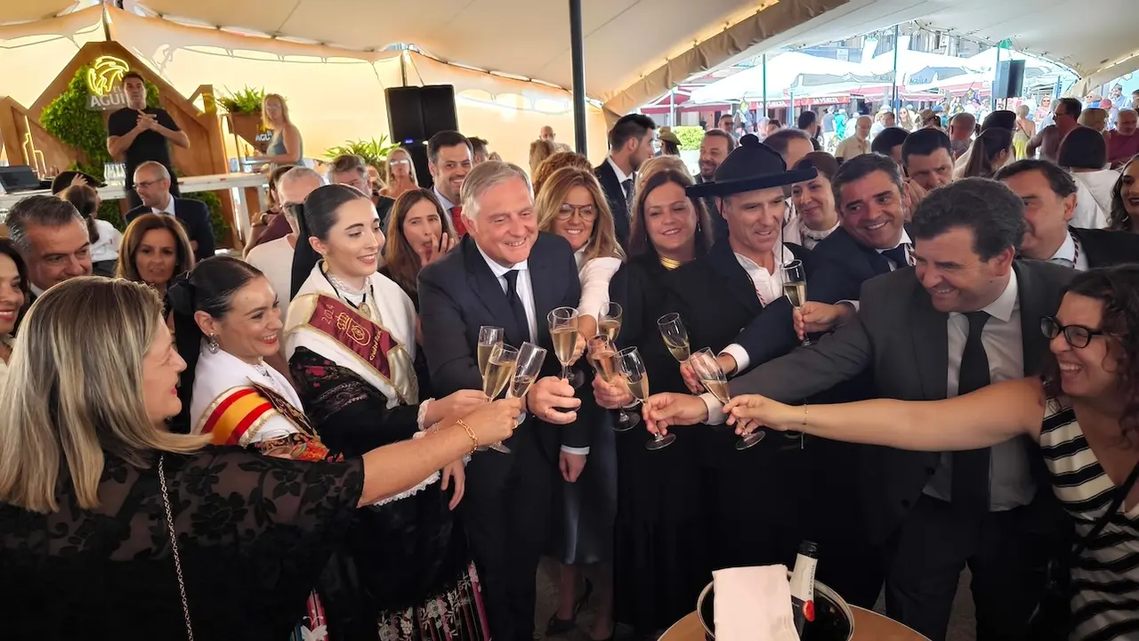 Inaugurado oficialmente el Baile del Vermú de Ciudad Real