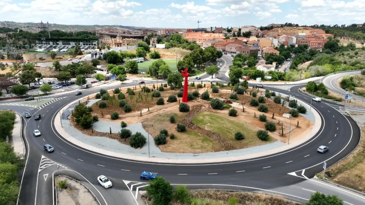 Toledo estrena nuevo itinerario para peatones y bicis desde la avenida de Madrid