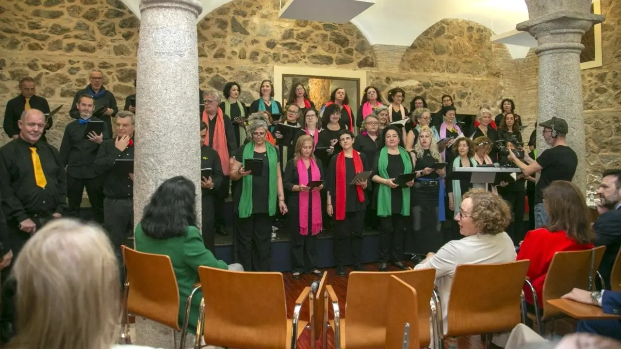 El coro 'La Voz del Paciente-Toledo', cantar como terapia para mejorar la salud mental