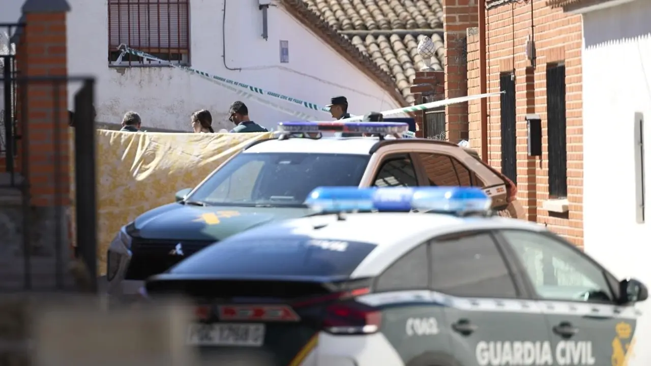 Detenido un hombre tras asesinar a tiros a su hijastra y herir a su pareja en Otero (Toledo) - EFE/Manu Reino