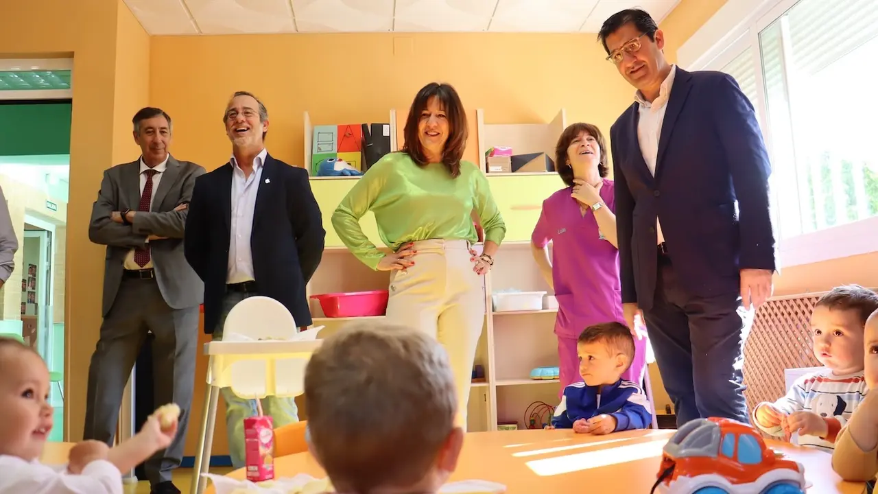 La Junta concede 355.000 euros a 11 municipios para mantener sus escuelas infantiles