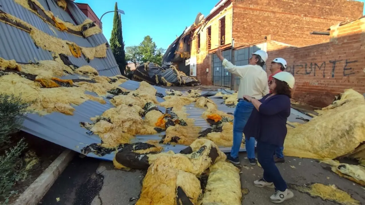 Técnicos evalúan los daños causados por el temporal en la localidad de Castellar de Santiago
