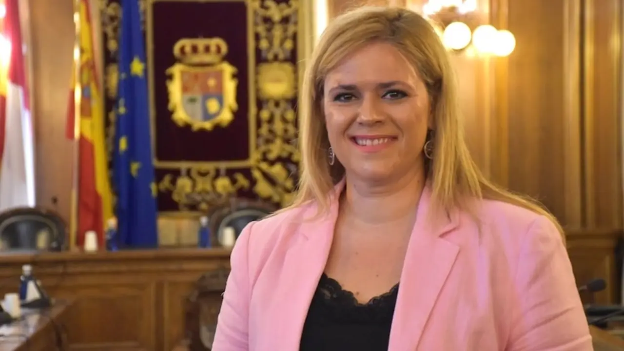 La diputada de Cultura, María Ángeles Martínez, ha informado sobre las ayudas a la producción musical
