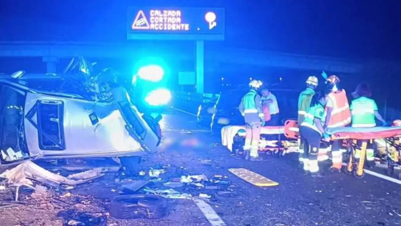 Muere un chico de 15 años en un grave accidente con 14 heridos, algunos menores