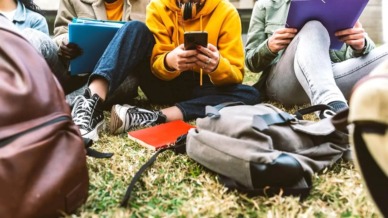 Castilla-La Mancha comienza el curso escolar con 604 proyectos bilingües, 105 en FP