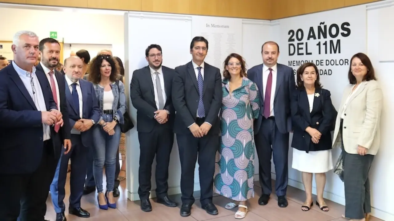 Azuqueca de Henares (Guadalajara) acoge la exposición '20 años del 11M', un homenaje a las víctimas del atentado