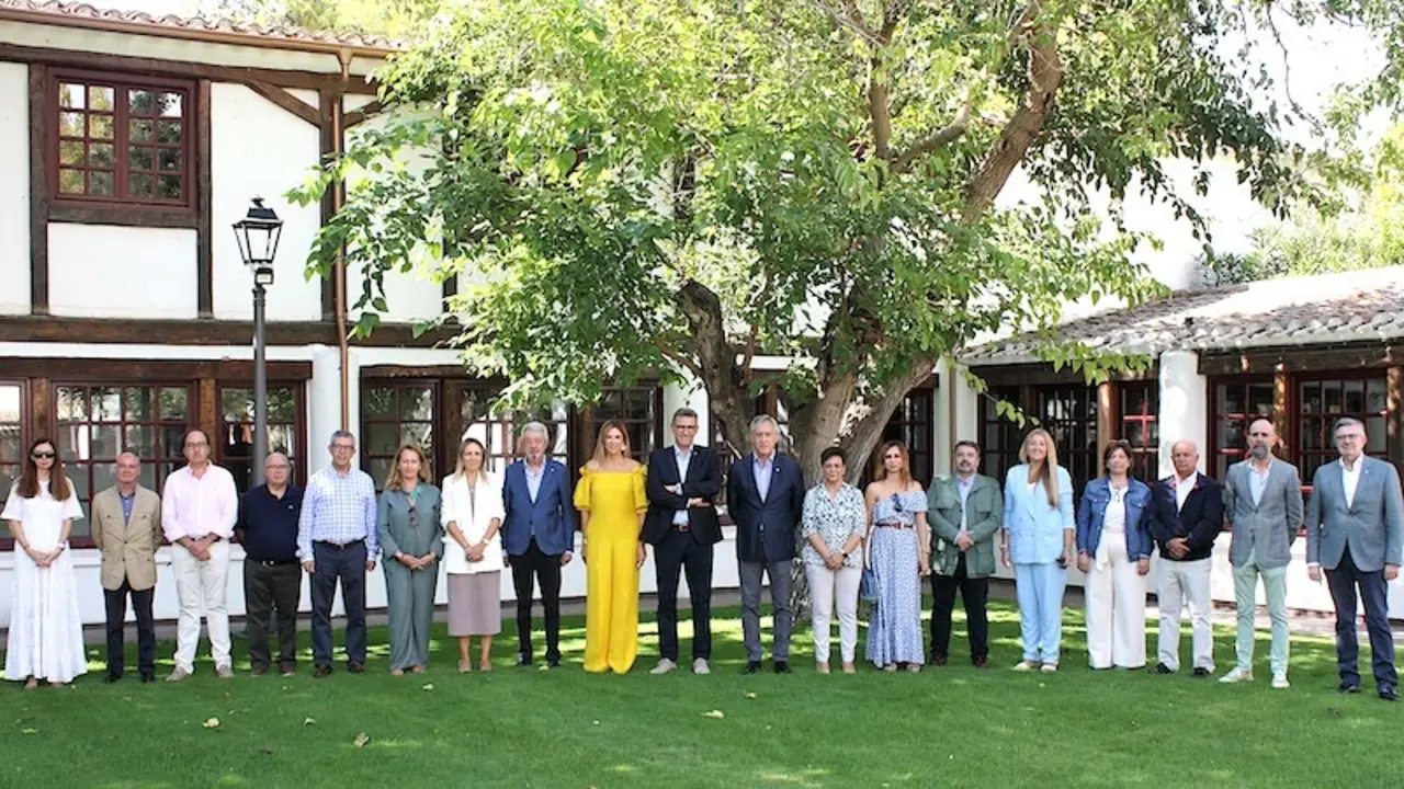 El Consejo Rector de Eurocaja Rural se ha reunido en Albacete, que estos días celebra su Feria, certificando su compromiso con el territorio