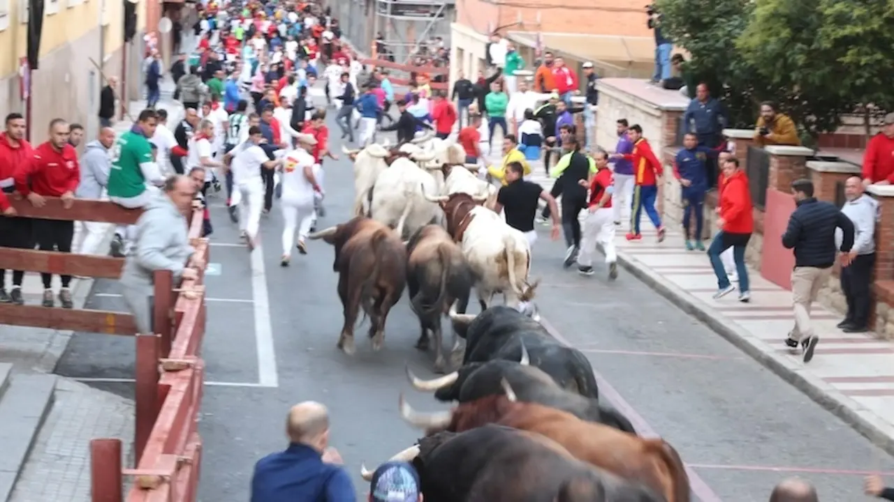 Más corredores y más rapidez, en el tercer encierro de las Ferias de Guadalajara