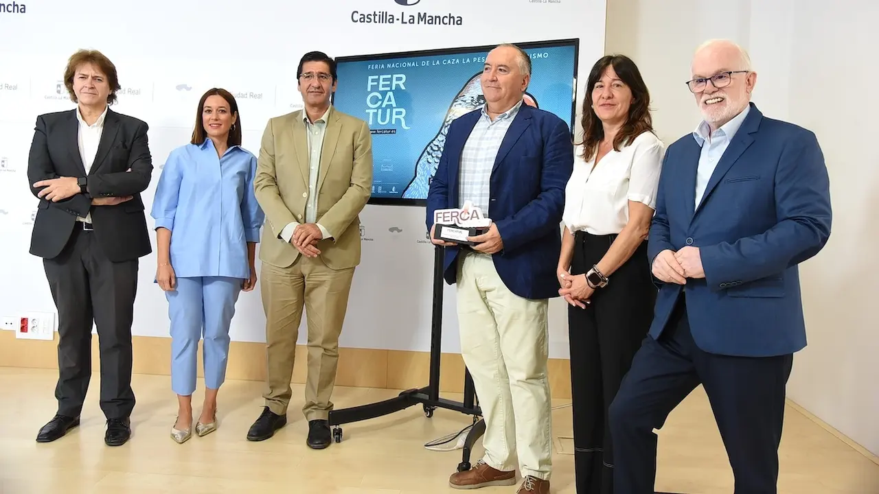 El vicepresidente segundo del Gobierno de Castilla-La Mancha, José Manuel Caballero, ha presentado la participación del Gobierno regional en Fercatur 2024, que se celebrará los días 20, 21 y 22 de septiembre de 2024 en el Pabellón Ferial de Ciudad Real
