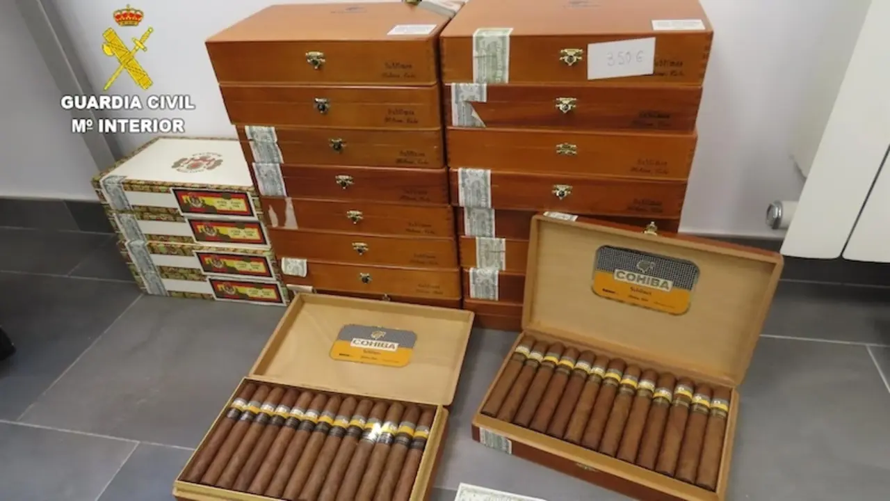 Un investigado en Motilla del Palancar (Cuenca) por contrabando y falsificación de miles de cigarros y puros