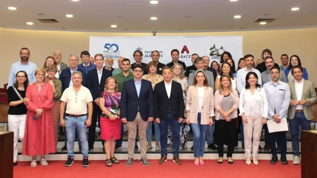 El alcalde de Albacete, Manuel Serrano, ha realizado balance de la Feria de Albacete 2024 que finalizaba este martes 17 de septiembre con el cierre de la Puerta de Hierros