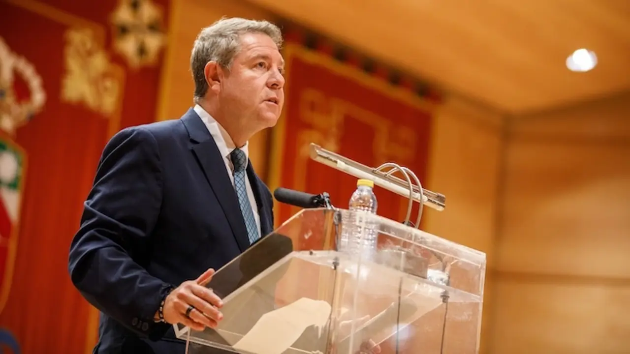 El presidente de Castilla-La Mancha, Emiliano García-Page, durante su intervención este miércoles en el acto de apertura del curso académico en la UCLM