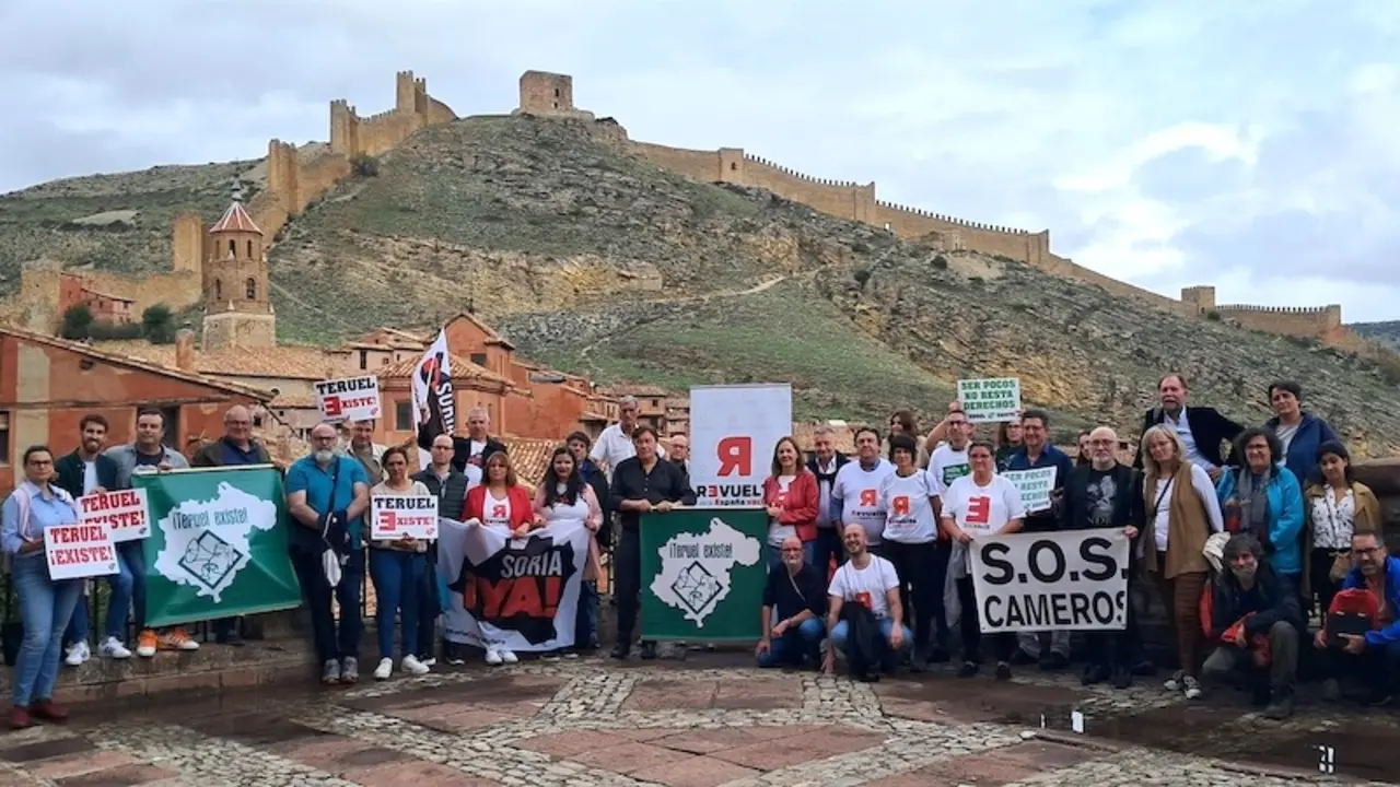 Participantes en la asamblea de la España Vaciada celebrada este fin de semana en Albarracín (Teruel)