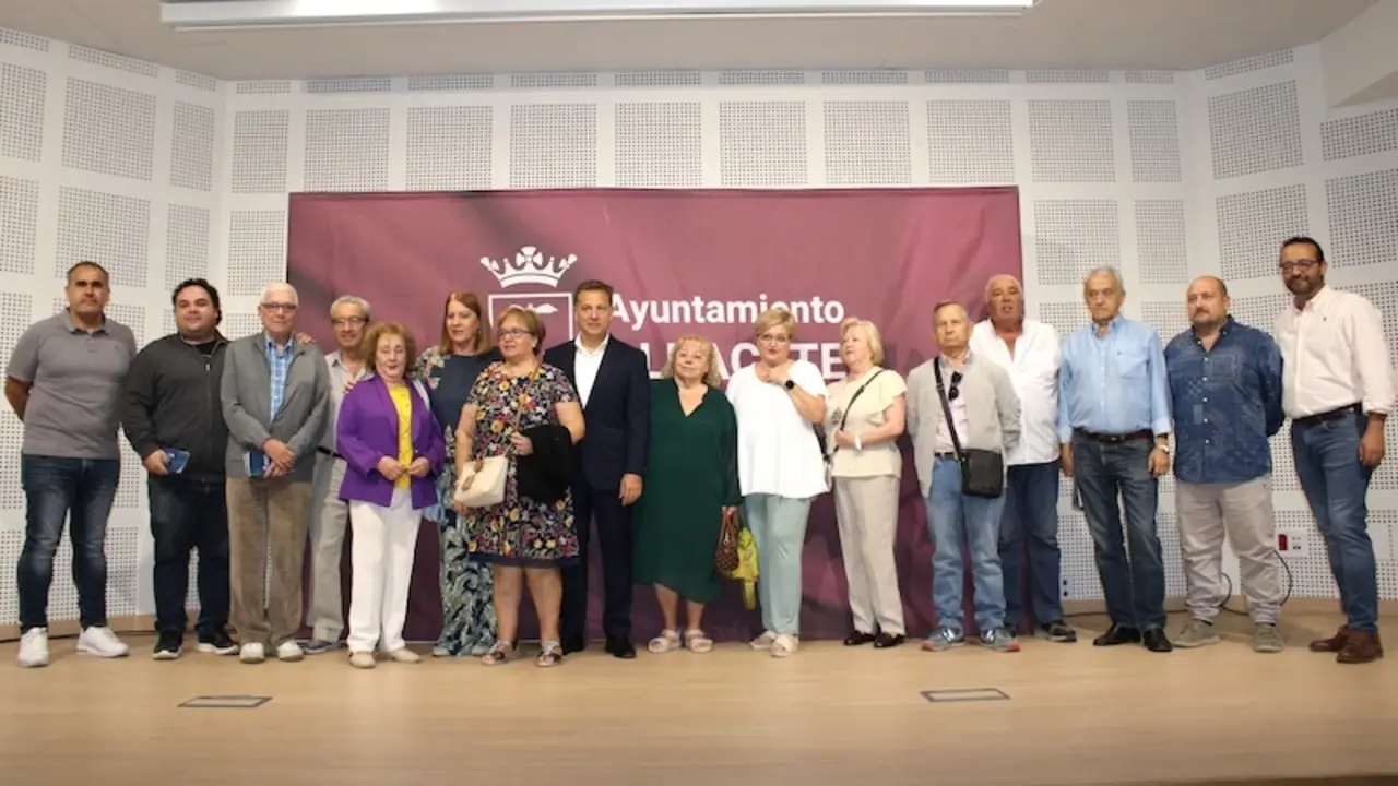 El alcalde de Albacete, Manuel Serrano, ha anunciado la puesta en marcha de 'Albacete para todos' para dar "un paso más" en participación vecinal
