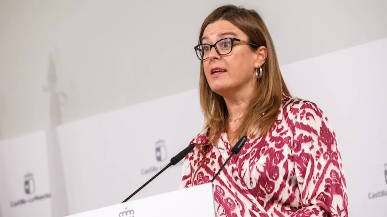 La consejera portavoz del Gobierno de Castilla-La Mancha, Esther Padilla, ha informado en rueda de prensa de los asuntos del Consejo de Gobierno