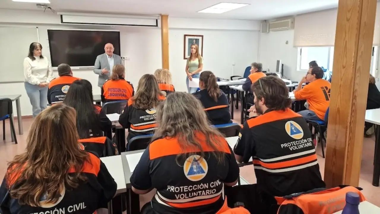 Voluntarios de Protección Civil se forman sobre planes de emergencia sanitaria