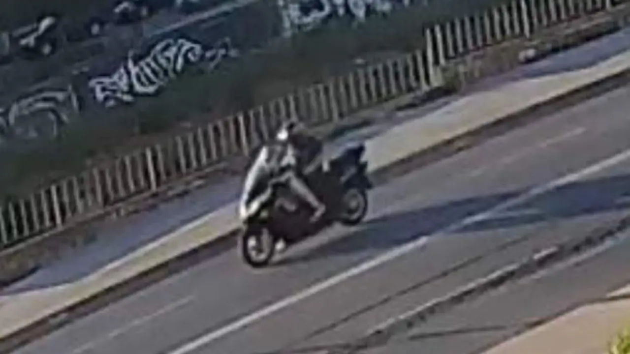 Una discusión de tráfico acaba con un muerto: buscan a un motorista que ha huido