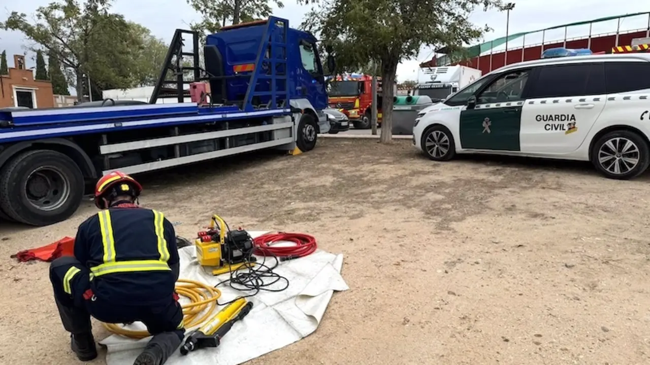 Muere un trabajador de 43 años aplastado por la grúa que conducía en una obra