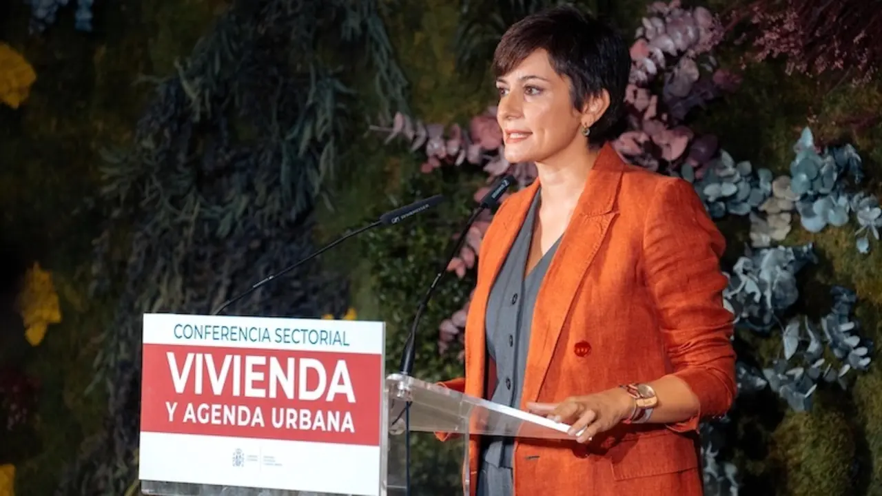 La ministra de Vivienda, Isabel Rodríguez, durante su intervención en la Conferencia Sectorial celebrada este jueves en el Ministerio - EP/Gabriel Luengas