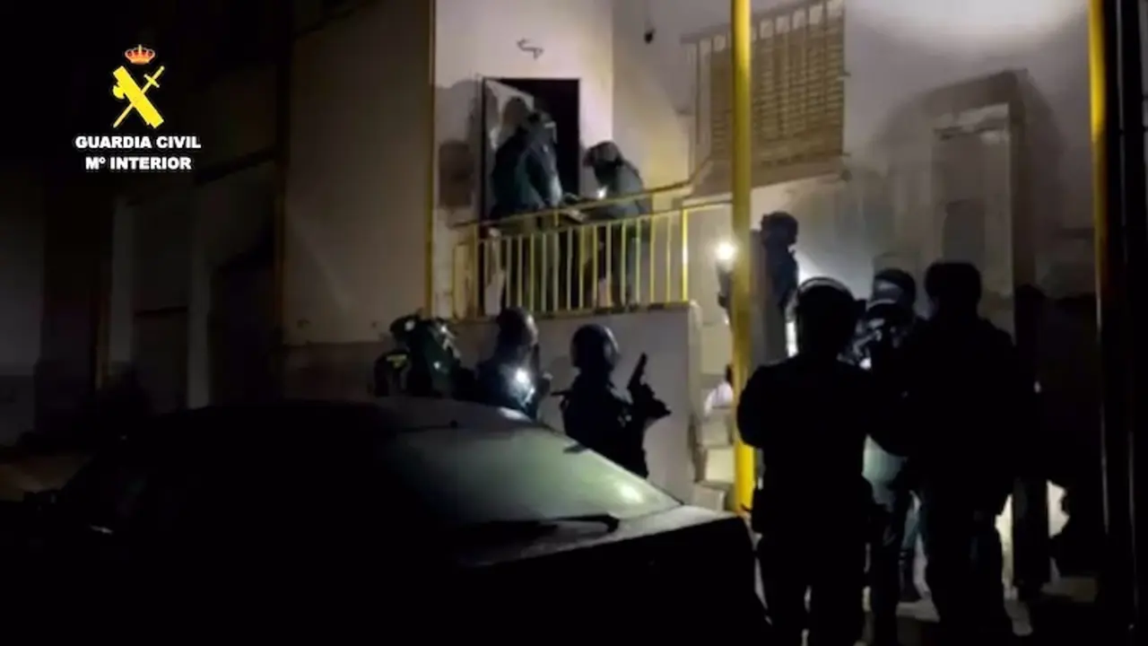 31 ciberdelincuentes detenidos tras estafar mediante 'phising' unos 300.000 euros