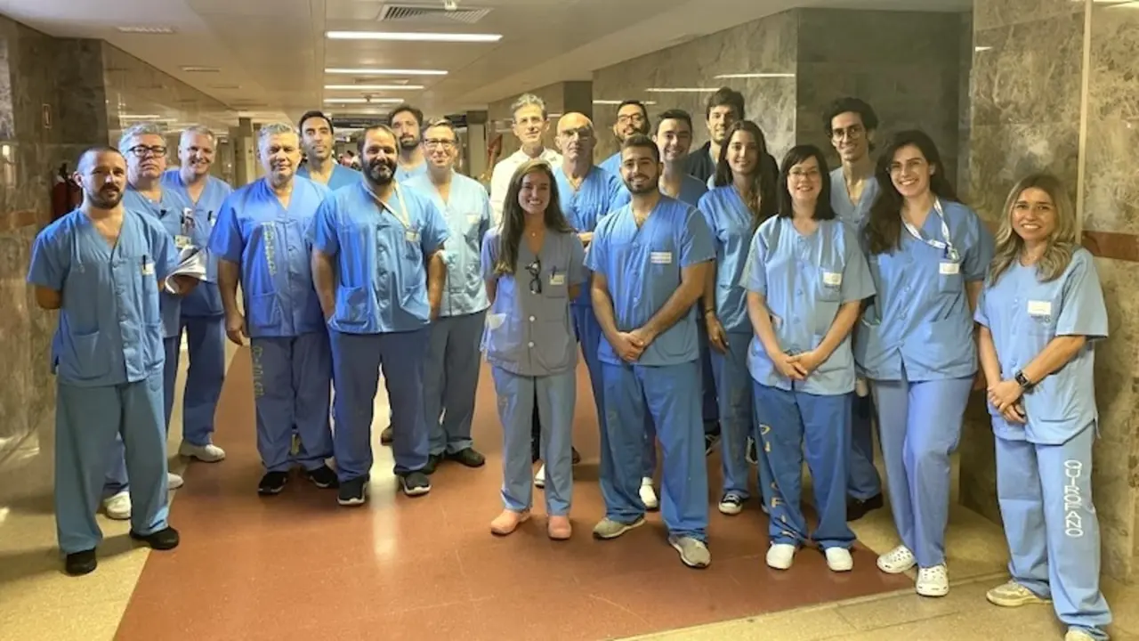 El Hospital de Talavera forma a residentes de Urología de Castilla-La Mancha en técnicas quirúrgicas para el tratamiento de los cálculos renales
