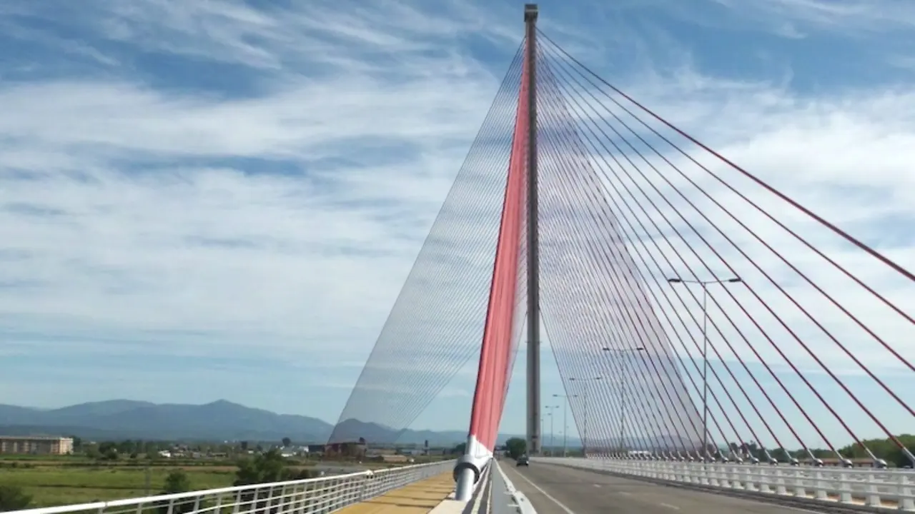 En la imagen de archivo el puente de Castilla-La Mancha (puente atirantado) de Talavera de la Reina (Toledo) - Fotografía: Mambaverde