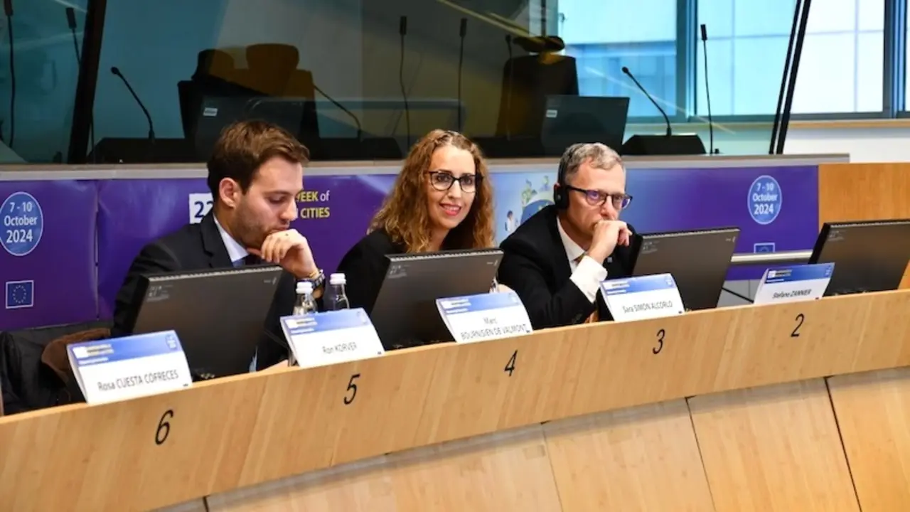 La consejera de Igualdad de Castilla-La Mancha, Sara Simón, durante su intervención esta semana en la Semana Europea de las Regiones y Ciudades