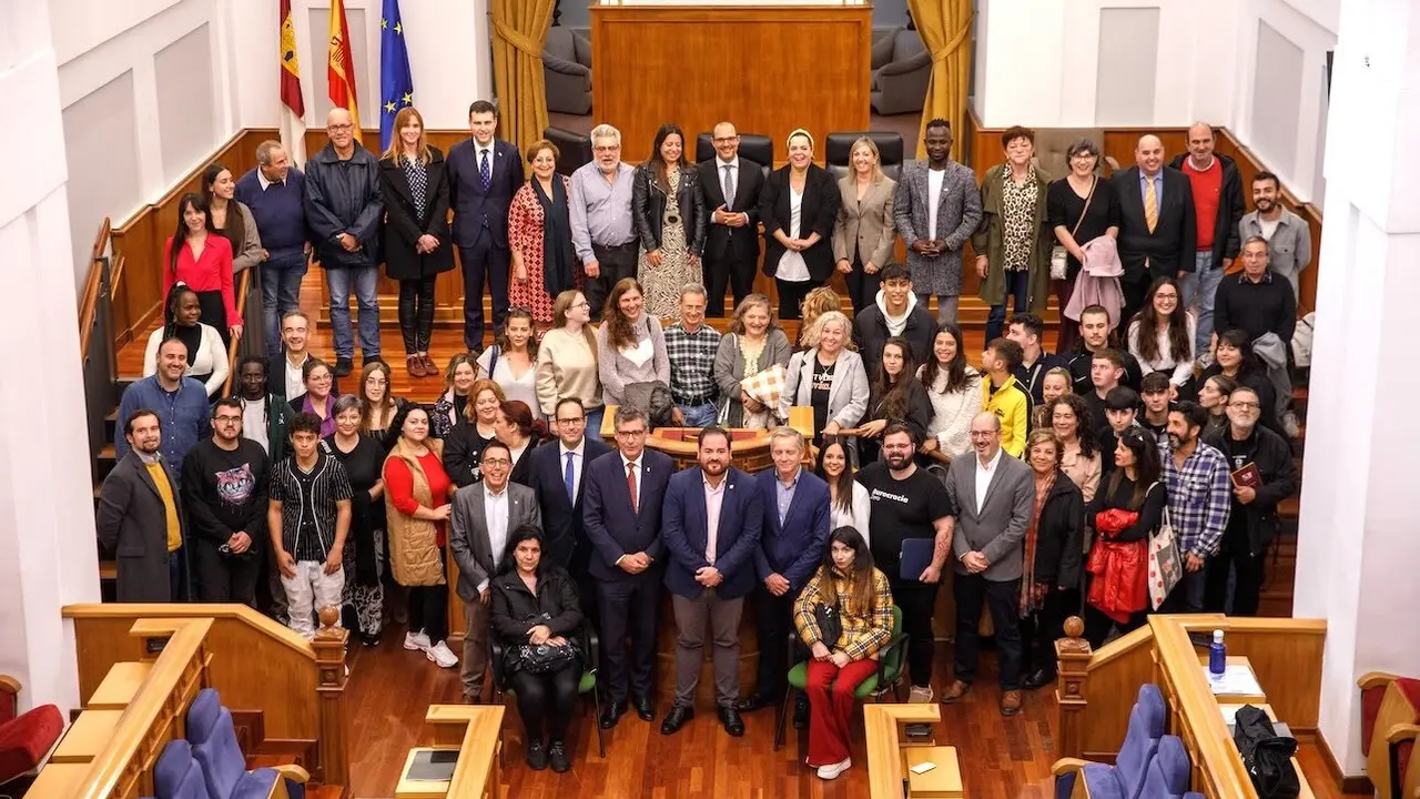 Las Cortes de Castilla-La Mancha han acogido este viernes el acto institucional con motivo del Día Internacional para la Erradicación de la Pobreza