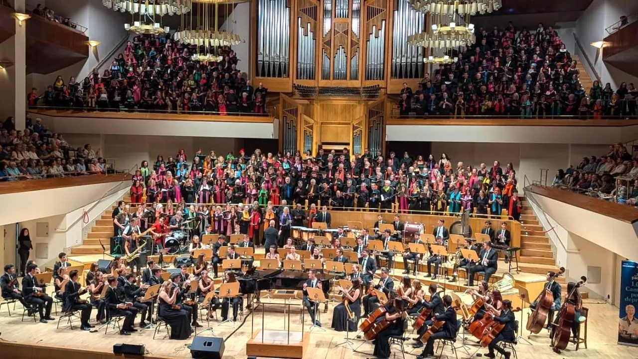 El coro ‘La voz del paciente-Toledo’ emociona en su debut en el Auditorio Nacional