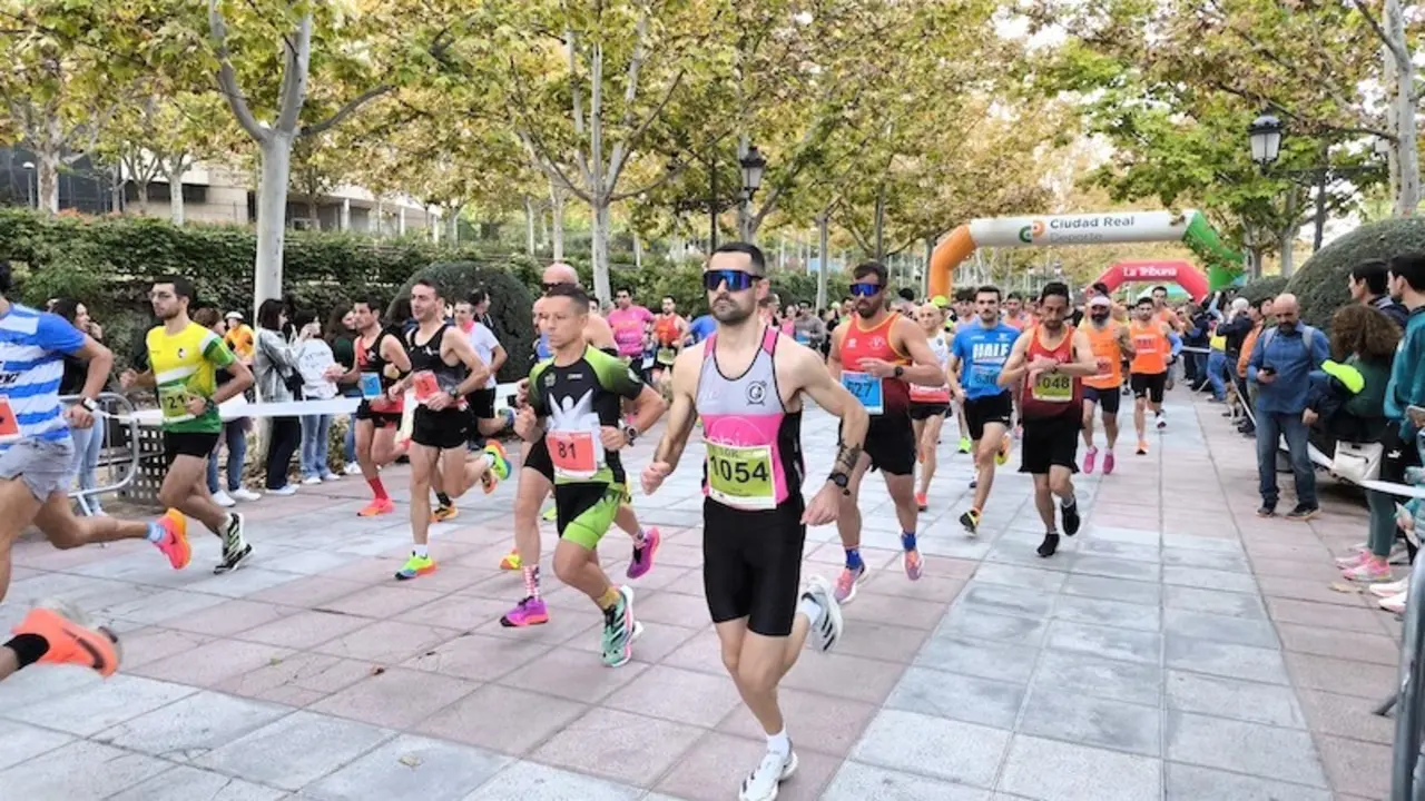 Juan Ramón Sánchez y Sonia Arenas, ganadores del XXVIII Quijote Maratón