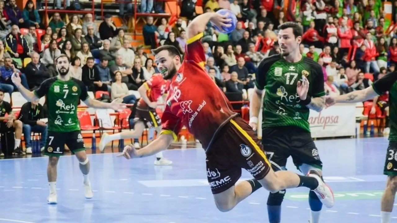 Reparto justo de puntos entre Rebi Cuenca y Recoletas Atlético Valladolid (30-30)