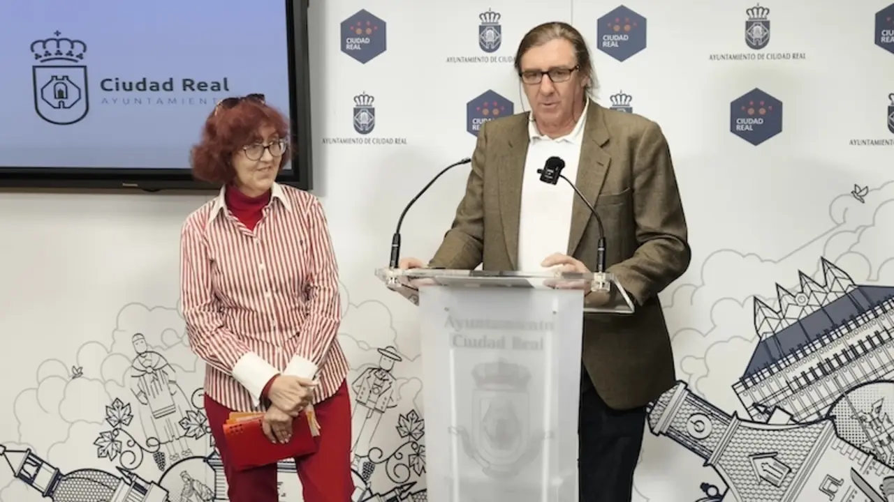 El concejal de Cultura de Ciudad Real, Pedro Lozano, ha presentado la agenda cultural del mes de noviembre