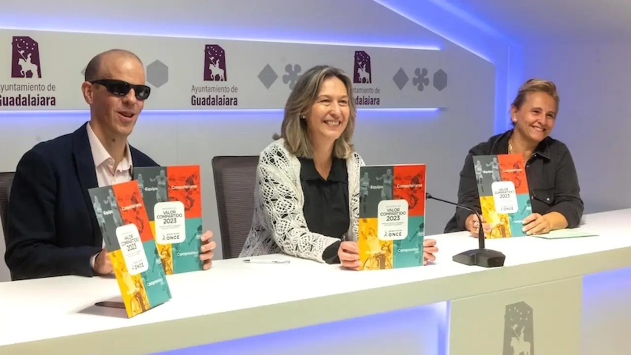 Campañas de sensibilización y un tour de accesibilidad en la Semana de la ONCE en Guadalajara