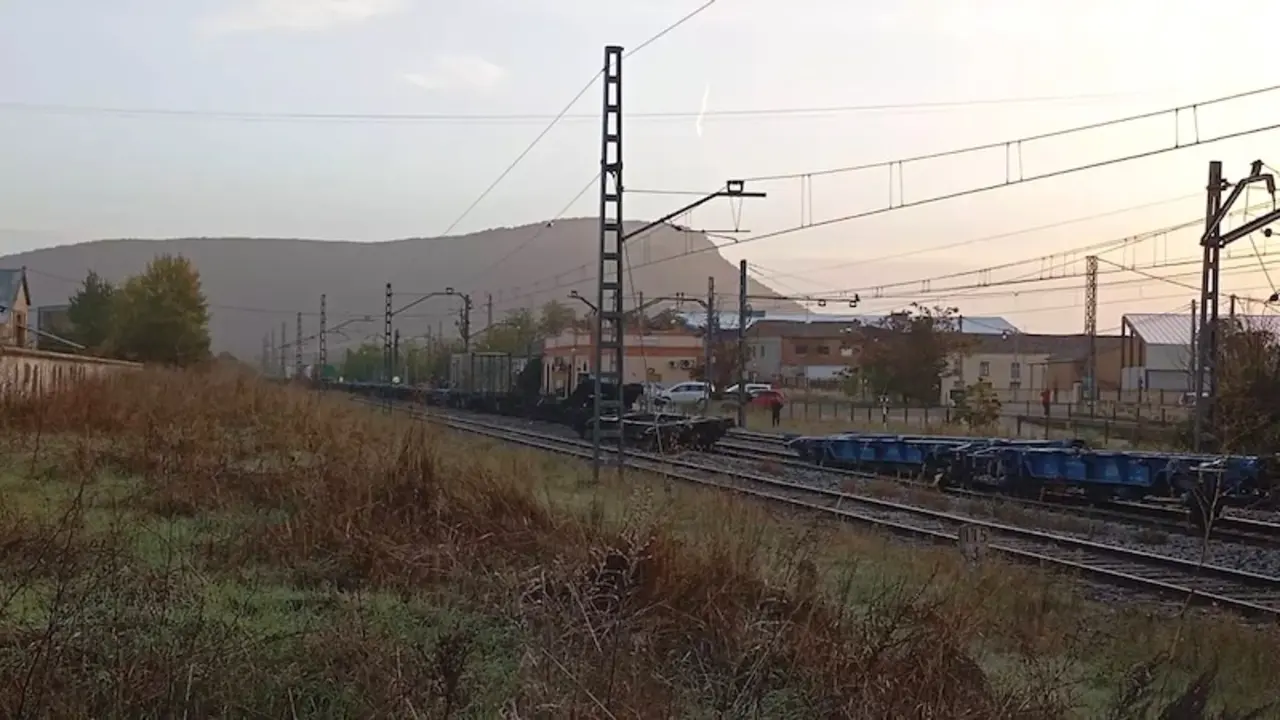 Descarrila en Guadalajara un tren que transportaba mercancías peligrosas