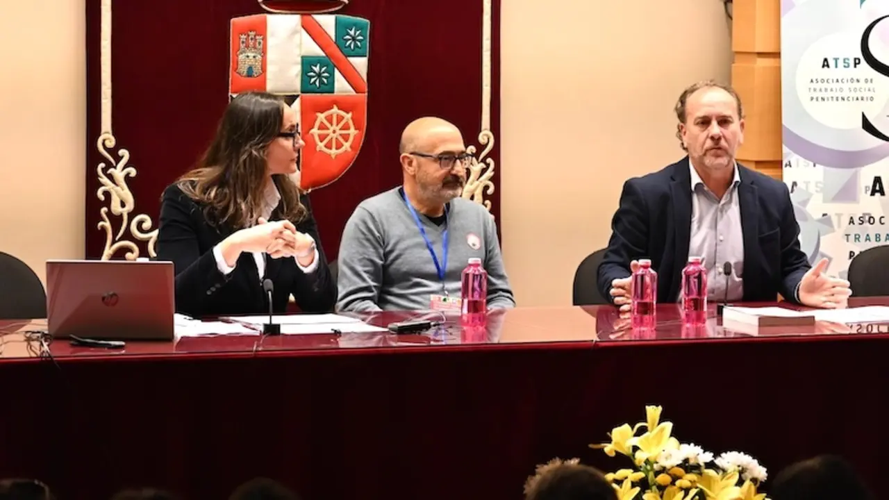 Presentan en la UCLM el primer Manual de Trabajo Social Penitenciario en España