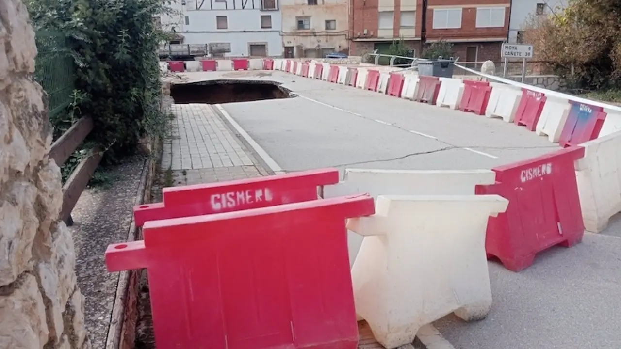 Castilla-La Mancha todavía mantiene cinco carreteras cortadas por la DANA