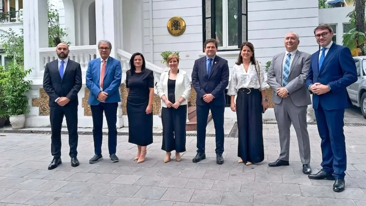 Difunden en Vietnam los vinos elaborados en España, a través de la feria Fenavin