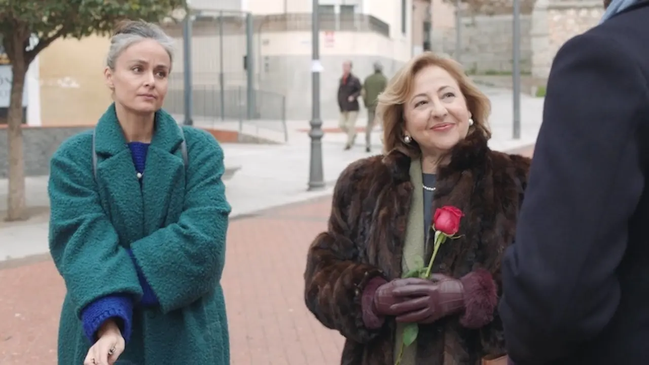 Llega a la cartelera 'Verano en diciembre', el debut en el cine de Beatriz Grimaldos
