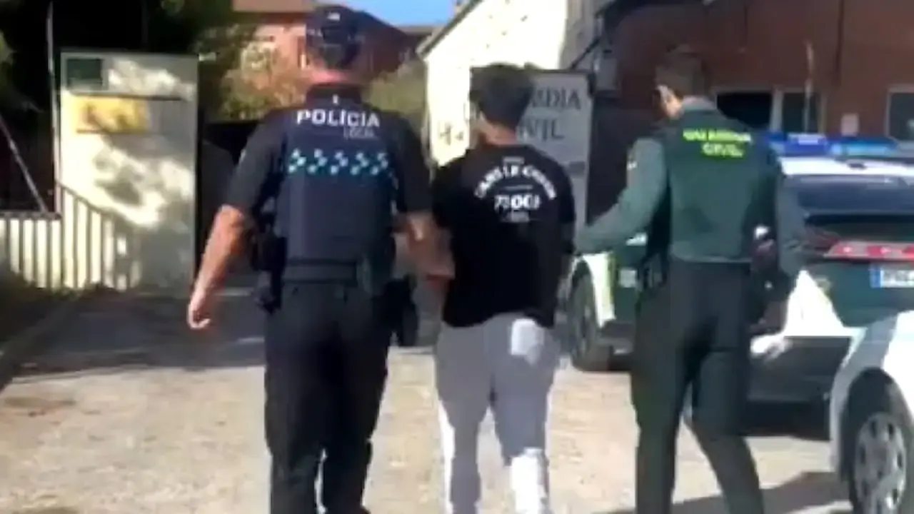 Dos detenidos por robar al menos 9 veces en un centro de residuos de Toledo