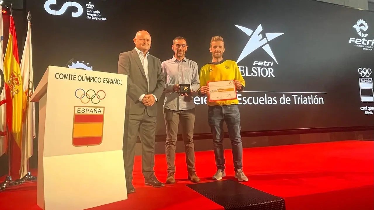 El club Triatlón Albacete, certificado 'Excelencia de Oro' por su trabajo con jóvenes