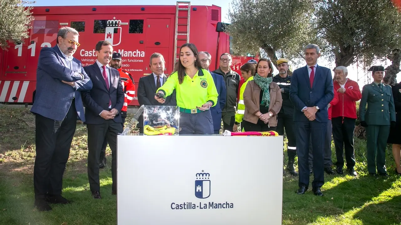 El presidente autonómico Emiliano García-Page, ha colocado en Toledo la primera piedra del nuevo edificio del Servicio de Atención y Coordinación de Urgencias y Emergencias 112 de Castilla-La Mancha
