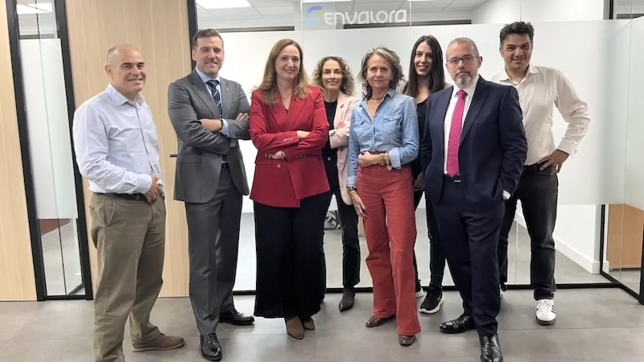 Envalora recibe autorización para operar con envases de un solo uso y reutilizables