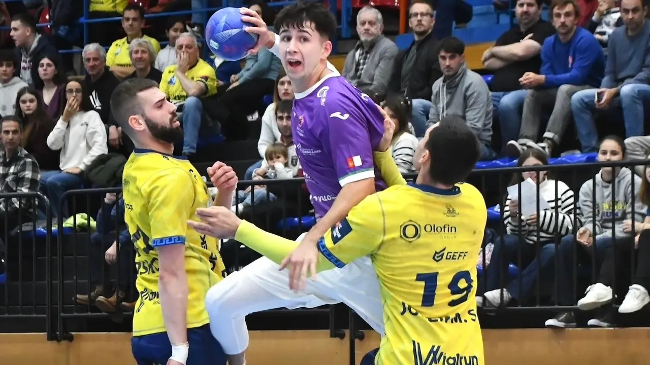 El Bidasoa-Irun domina a un Guadalajara que se desinfló en el segundo tiempo (37-27) - Fotografía: Arrate Morales