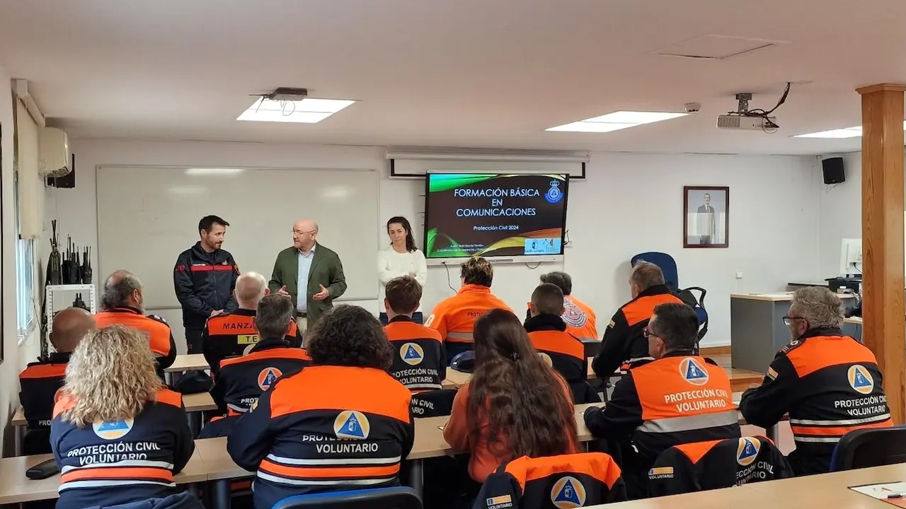Voluntarios de Protección Civil de Castilla-La Mancha reciben formación sobre comunicaciones