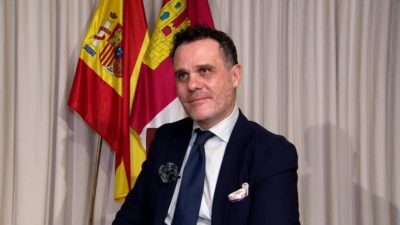 El compositor moracho José Zárate entrega su 'Canto a Castilla-La Mancha' a la región